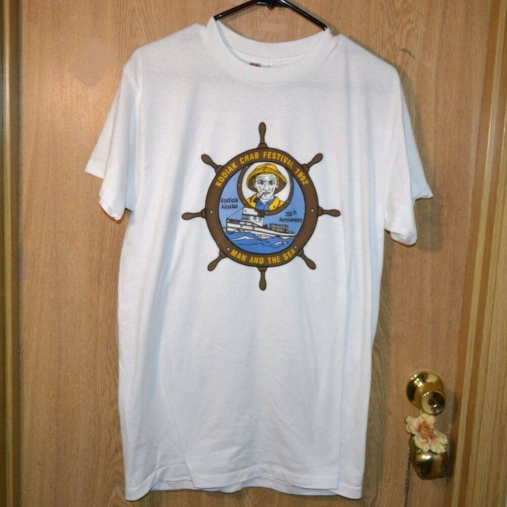 Kodiak Alaska 1992 Crab Festival Man And The Sea 200th Anniversary Graphic Tee